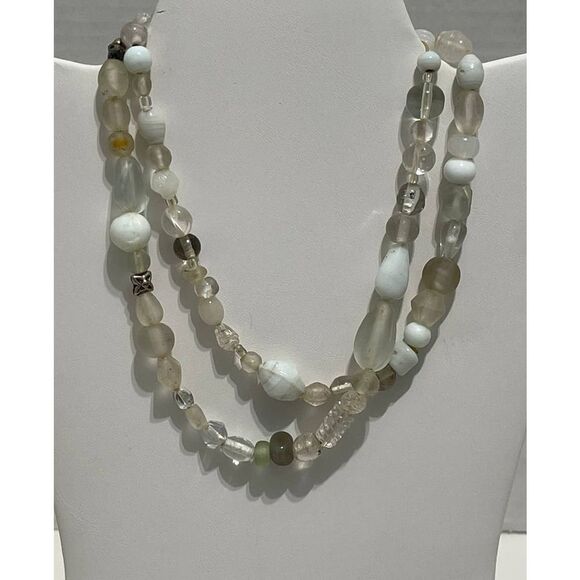 Long Beaded Statement Fashion Necklace White Green - Picture 11 of 11